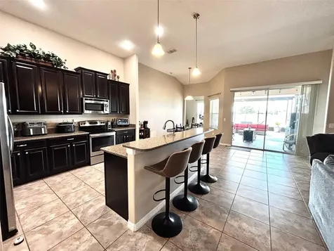 613 Wabash Breeze Circle Ruskin FL 33570