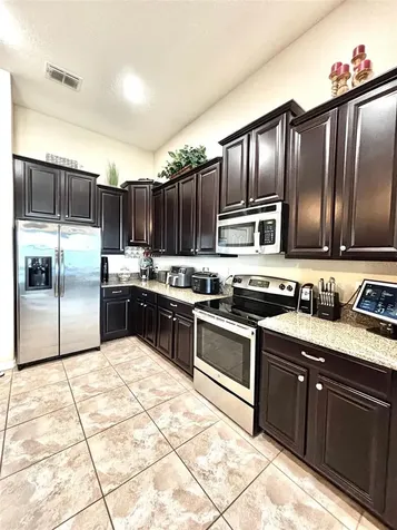 613 Wabash Breeze Circle Ruskin FL 33570