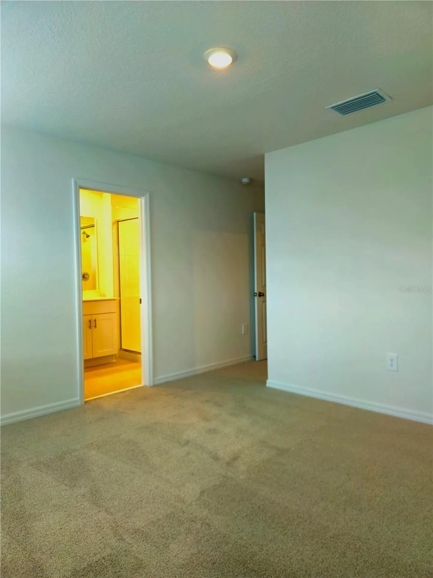 16305 Bird Of Paradise Avenue Clermont FL 34714