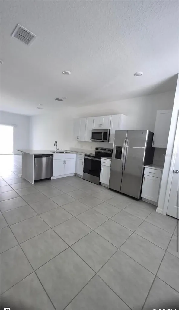 3064 Skyline Loop Kissimmee FL 34758