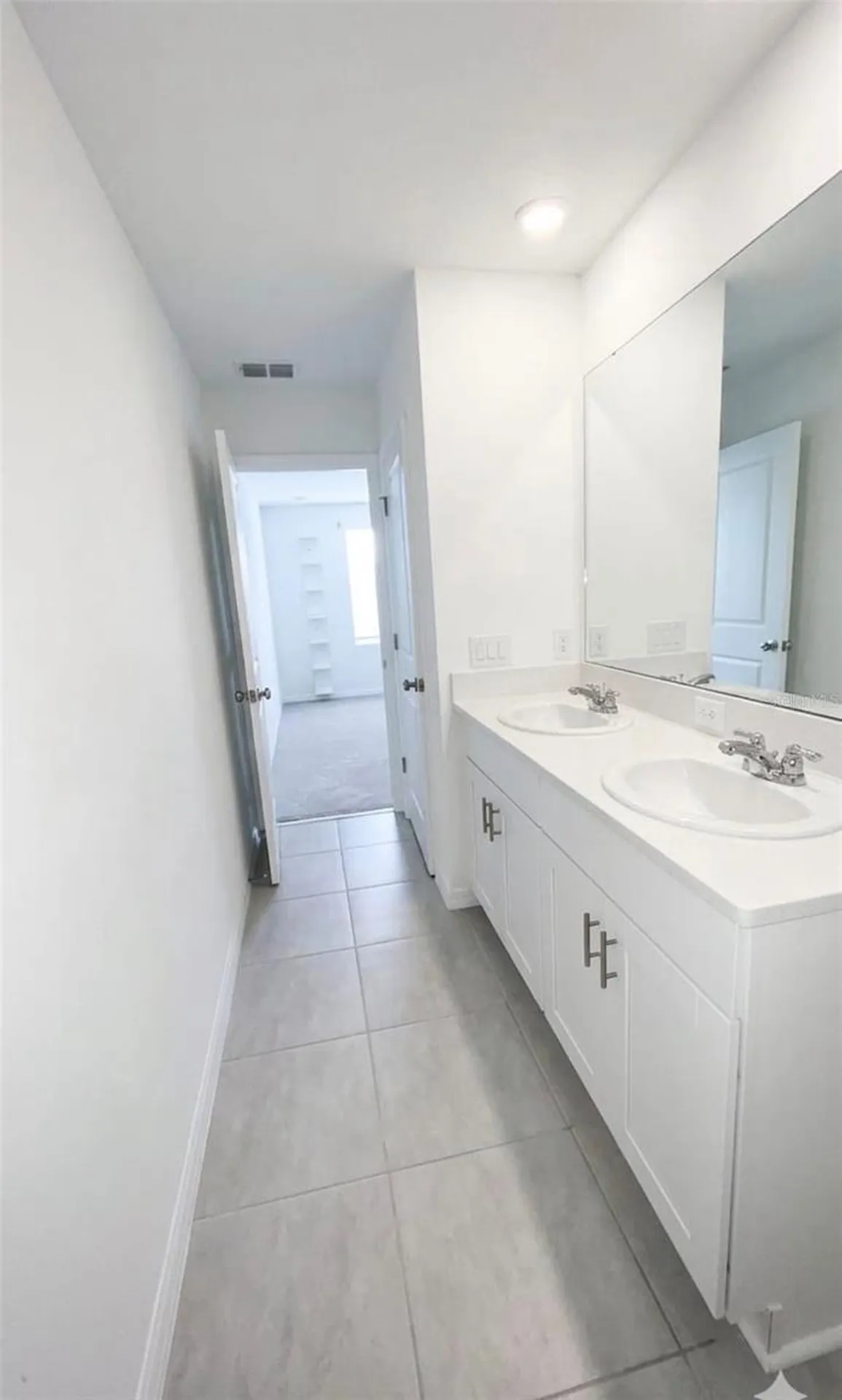 3064 Skyline Loop Kissimmee FL 34758