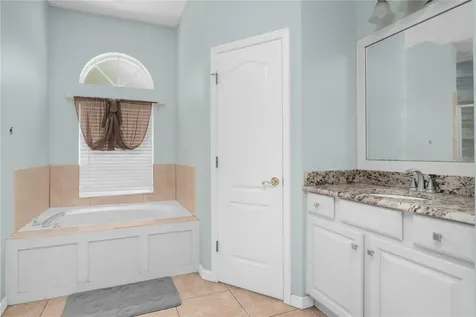 4915 Lazy Oaks Way St Cloud FL 34771
