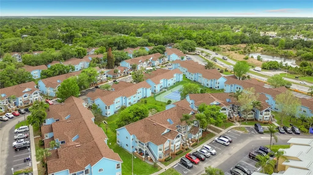 2753 N Poinciana Boulevard Kissimmee FL 34746