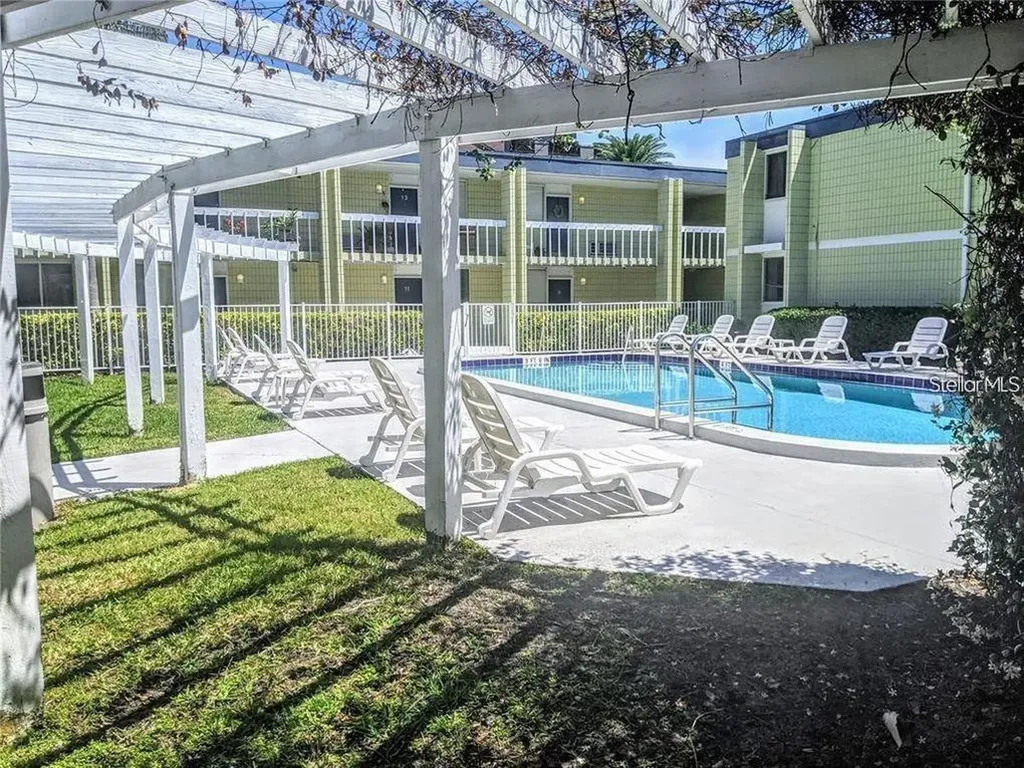 1301 S Howard Avenue Tampa FL 33606
