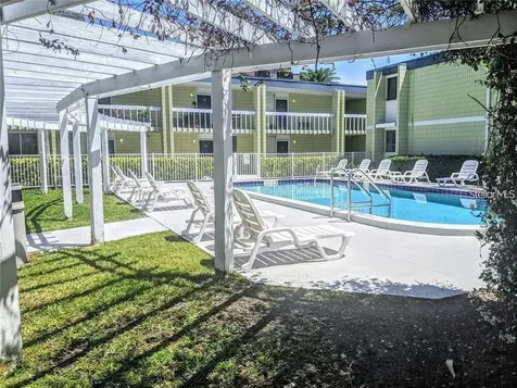 1301 S Howard Avenue Tampa FL 33606