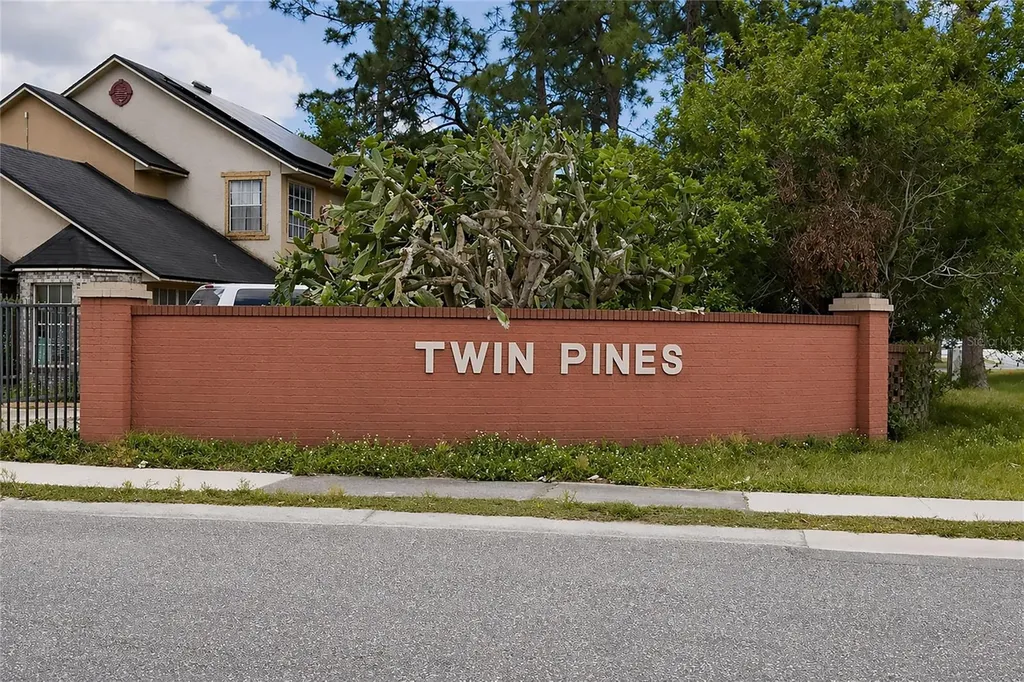 7807 Pine Hawk Lane Orlando FL 32822