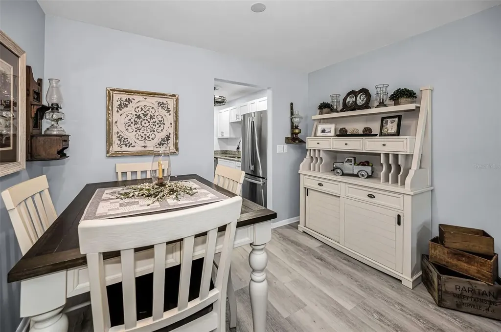 5216 81st Street N St Petersburg FL 33709