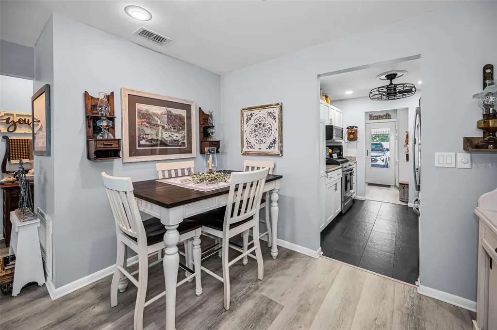 5216 81st Street N St Petersburg FL 33709