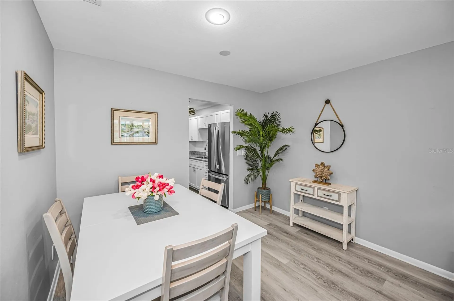 5216 81st Street N St Petersburg FL 33709
