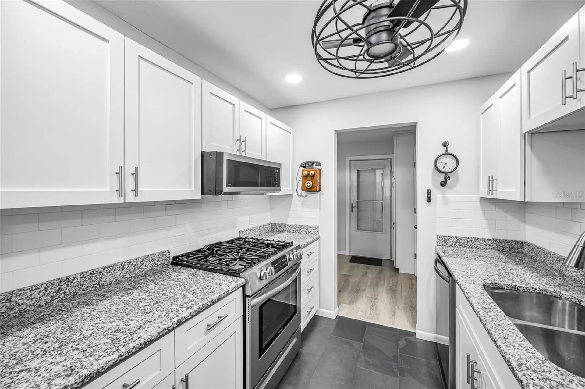 5216 81st Street N St Petersburg FL 33709