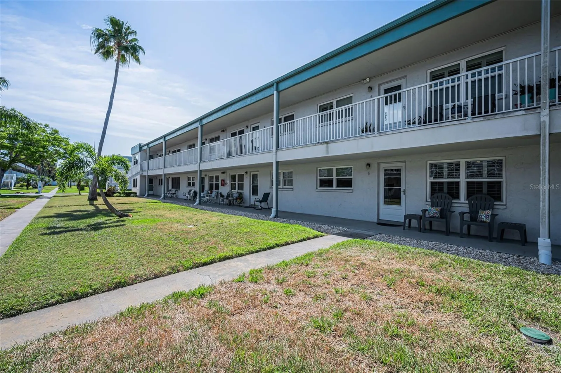 5216 81st Street N St Petersburg FL 33709