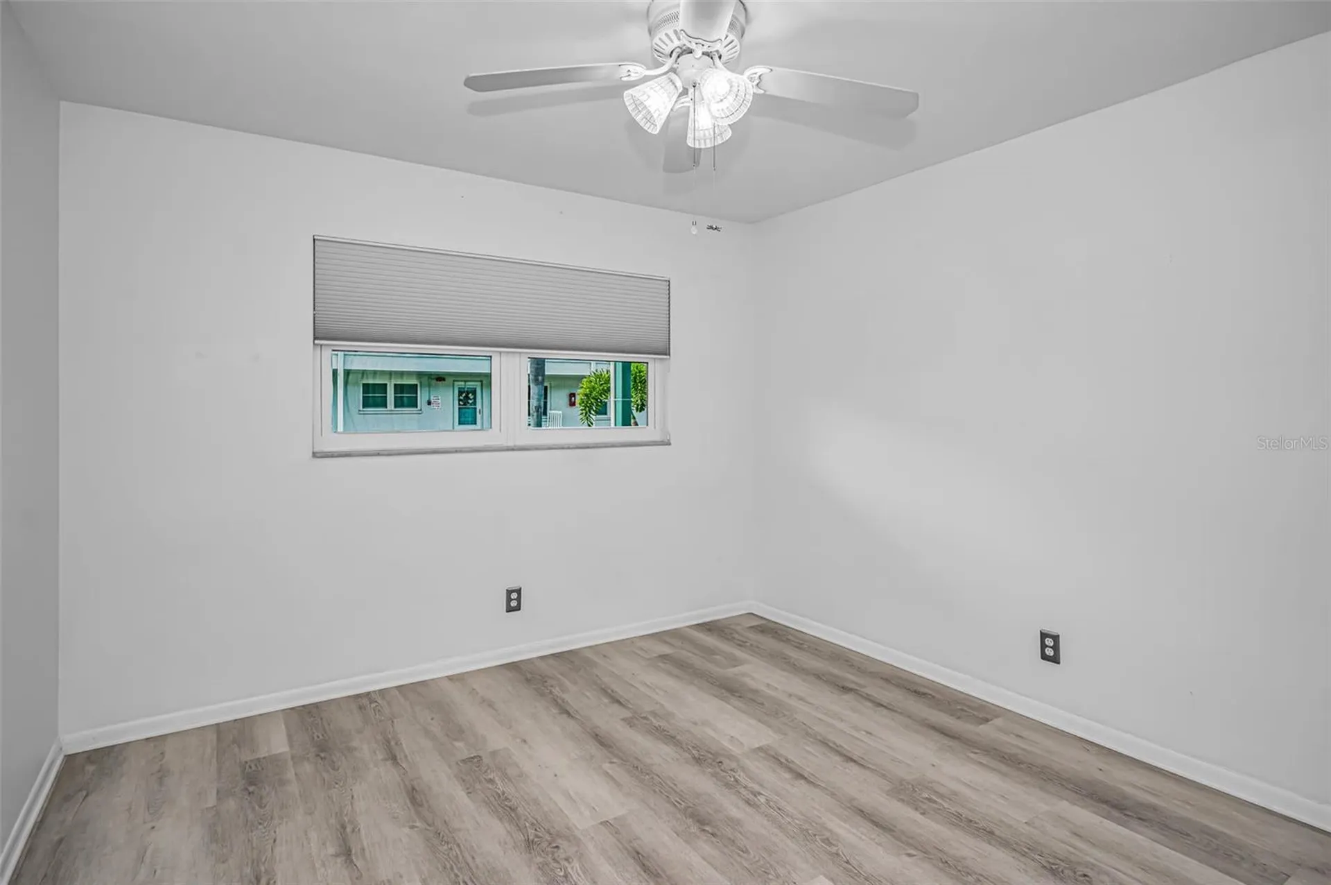 5216 81st Street N St Petersburg FL 33709