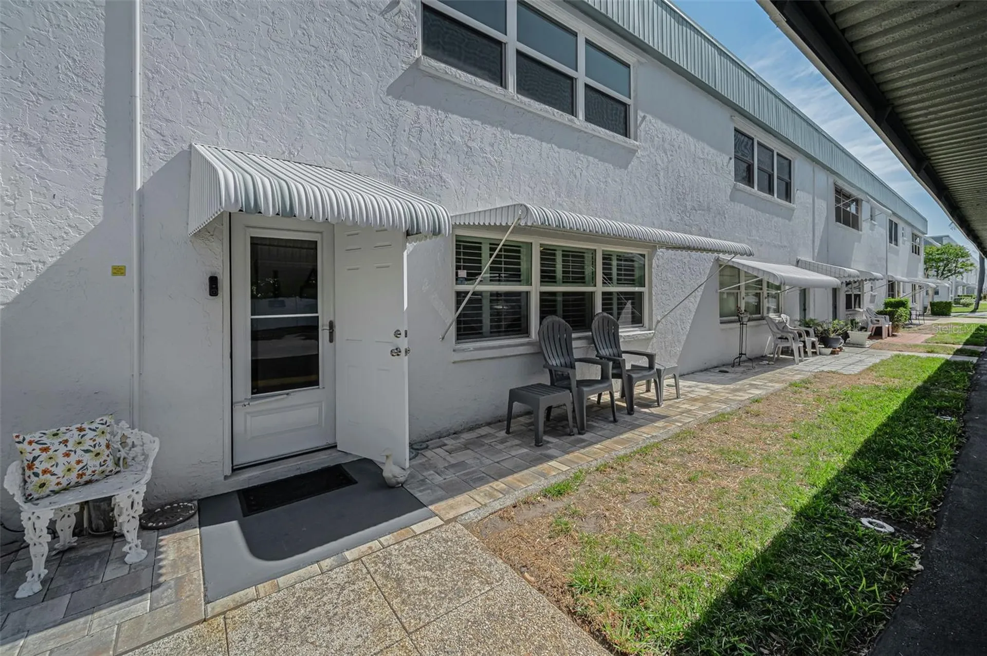 5216 81st Street N St Petersburg FL 33709
