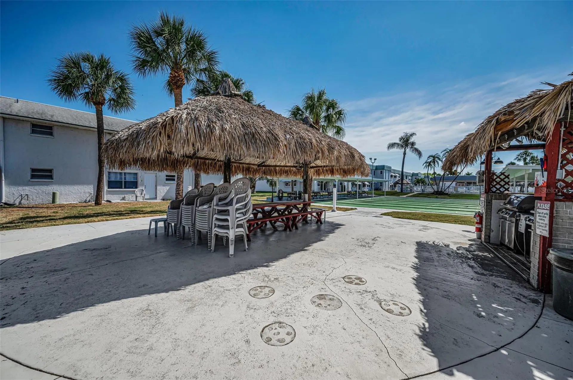 5216 81st Street N St Petersburg FL 33709