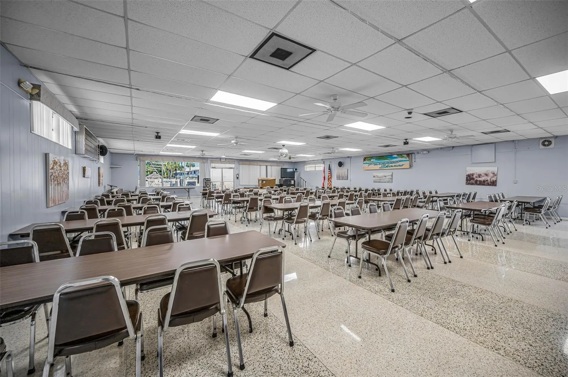 5216 81st Street N St Petersburg FL 33709