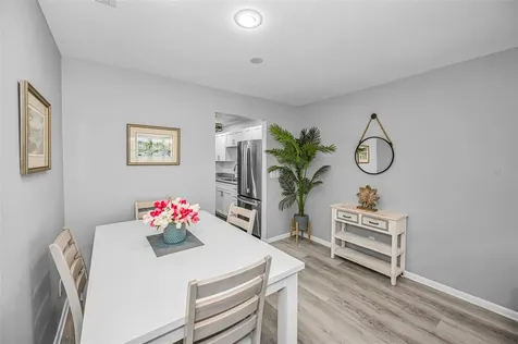 5216 81st Street N St Petersburg FL 33709