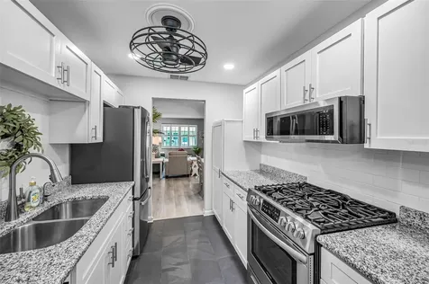 5216 81st Street N St Petersburg FL 33709
