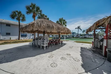 5216 81st Street N St Petersburg FL 33709
