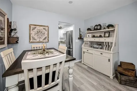 5216 81st Street N St Petersburg FL 33709