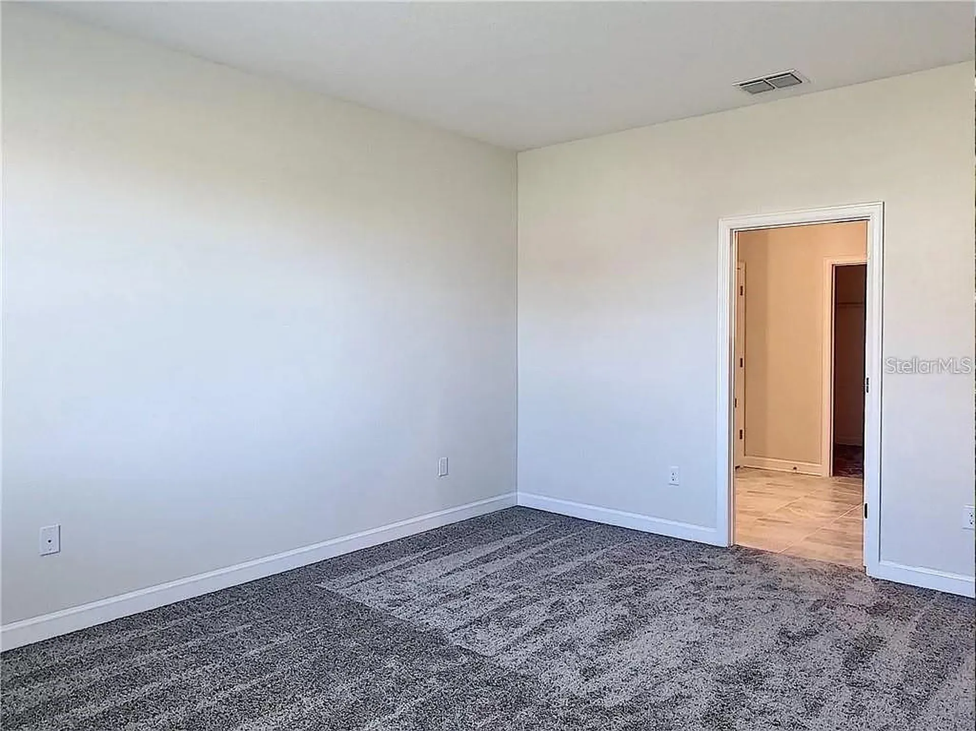 1307 Oak Crest Street Davenport FL 33837