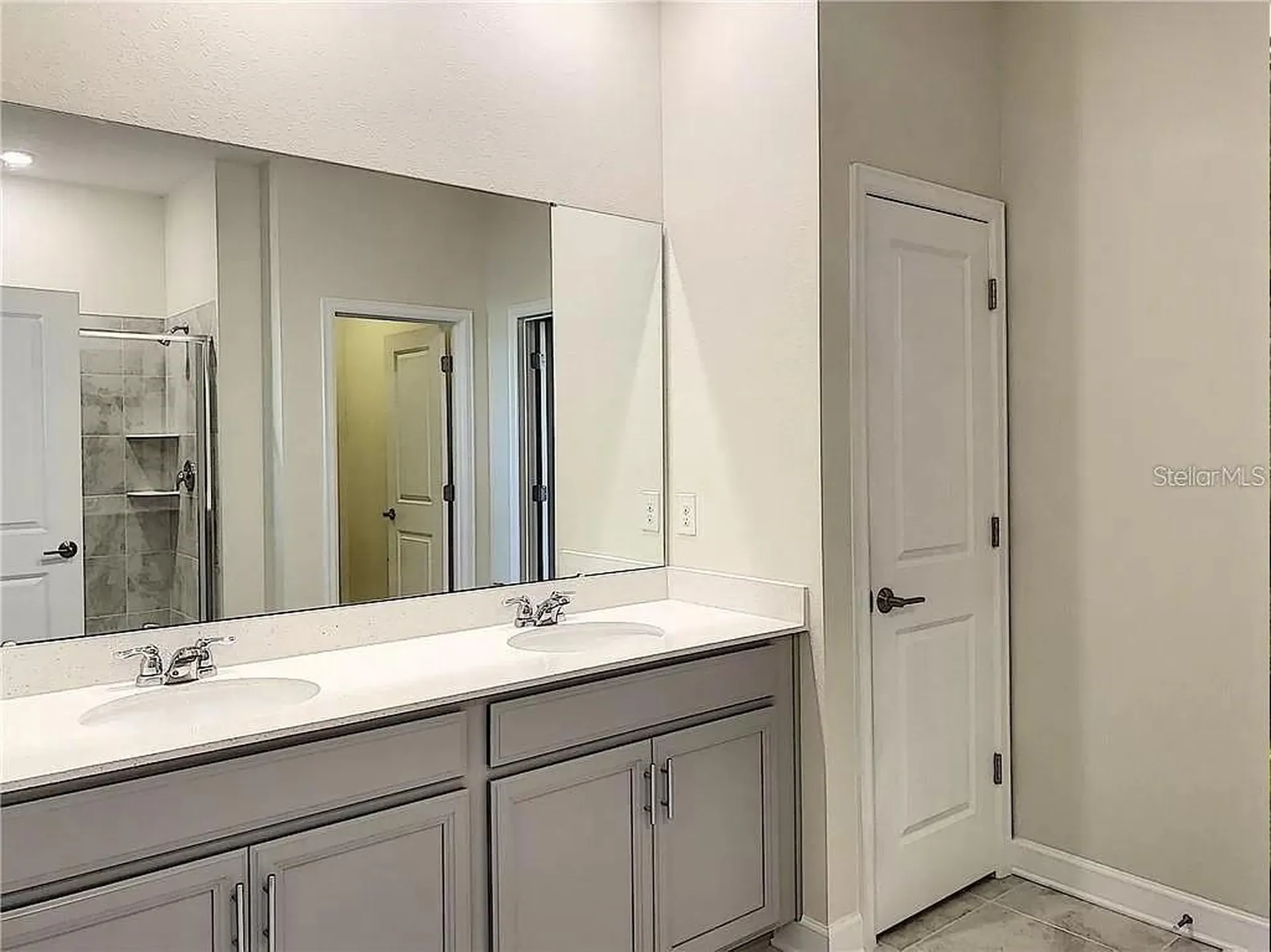 1307 Oak Crest Street Davenport FL 33837