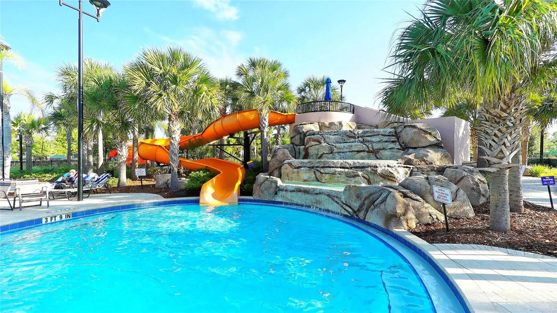 1307 Oak Crest Street Davenport FL 33837
