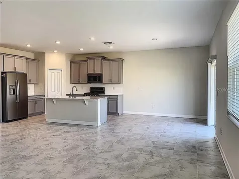 1307 Oak Crest Street Davenport FL 33837
