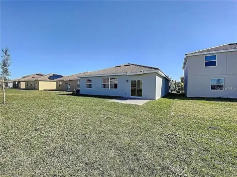 1307 Oak Crest Street Davenport FL 33837