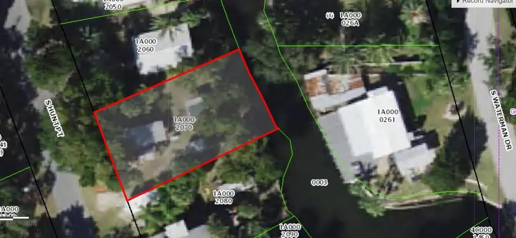 2211 S Hunt Point Crystal River FL 34429