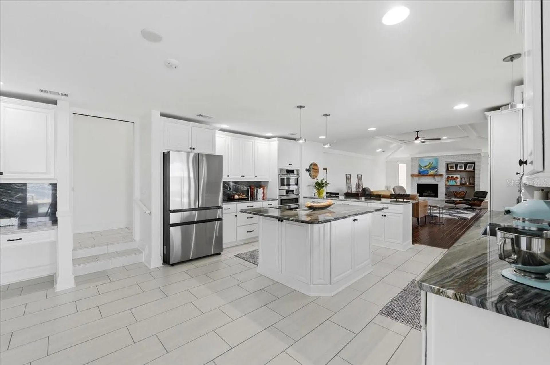 120 Mirror Lane NW Winter Haven FL 33881