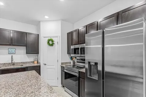 12504 NW 7th Place Newberry FL 32669
