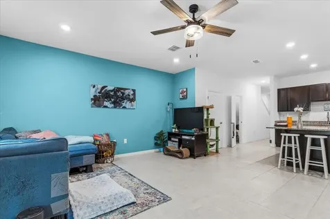 12504 NW 7th Place Newberry FL 32669
