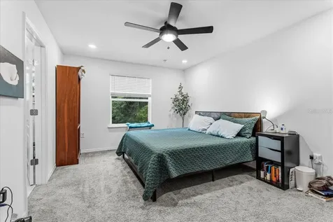 12504 NW 7th Place Newberry FL 32669