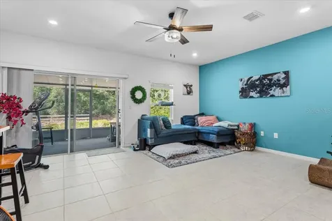 12504 NW 7th Place Newberry FL 32669