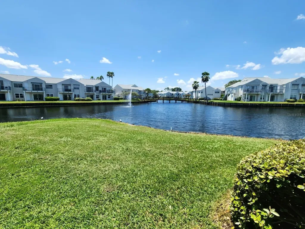 2528 Woodgate Boulevard Orlando FL 32822