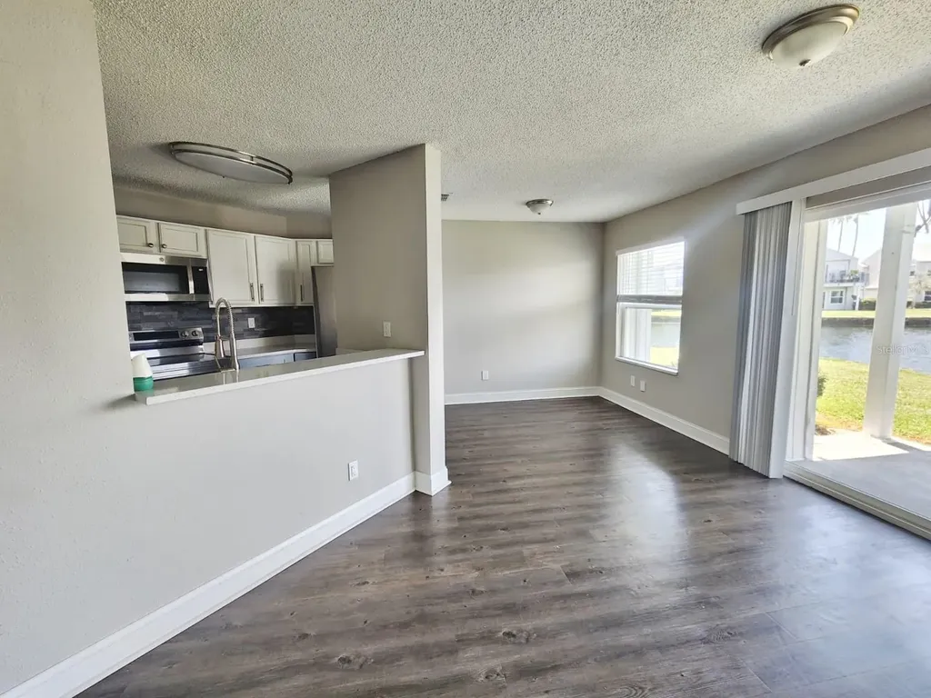 2528 Woodgate Boulevard Orlando FL 32822