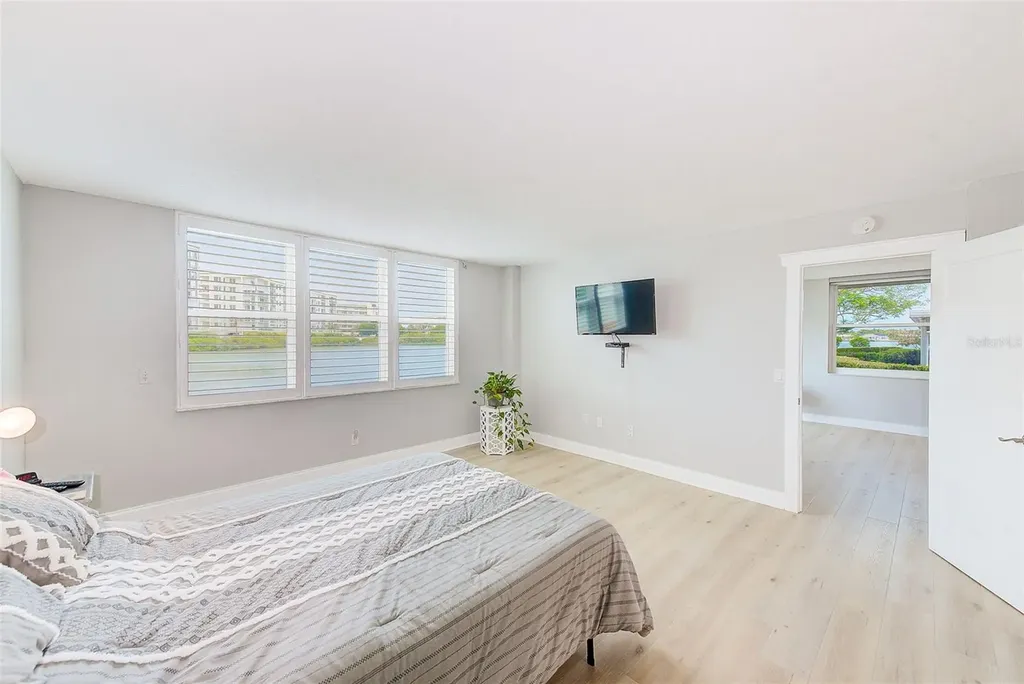 7930 Sun Island Drive S South Pasadena FL 33707