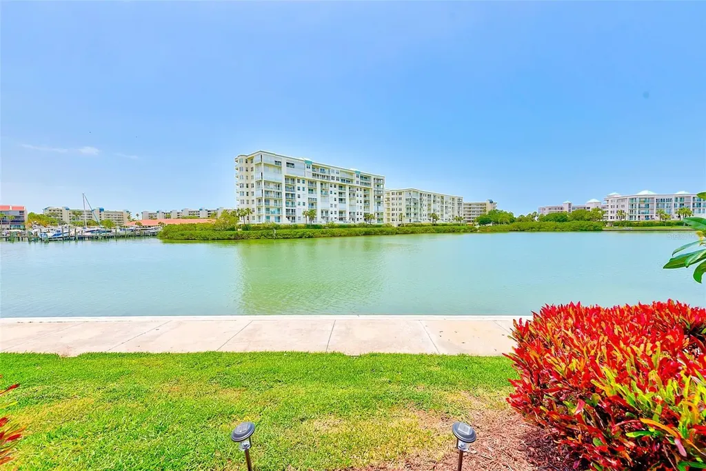 7930 Sun Island Drive S South Pasadena FL 33707