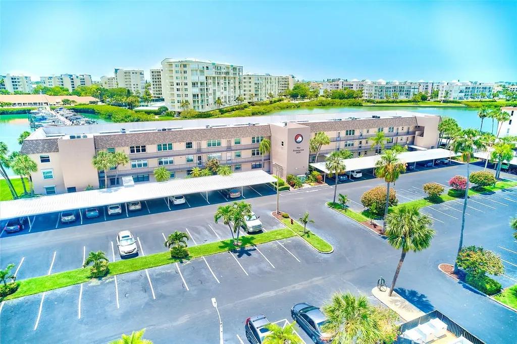 7930 Sun Island Drive S South Pasadena FL 33707