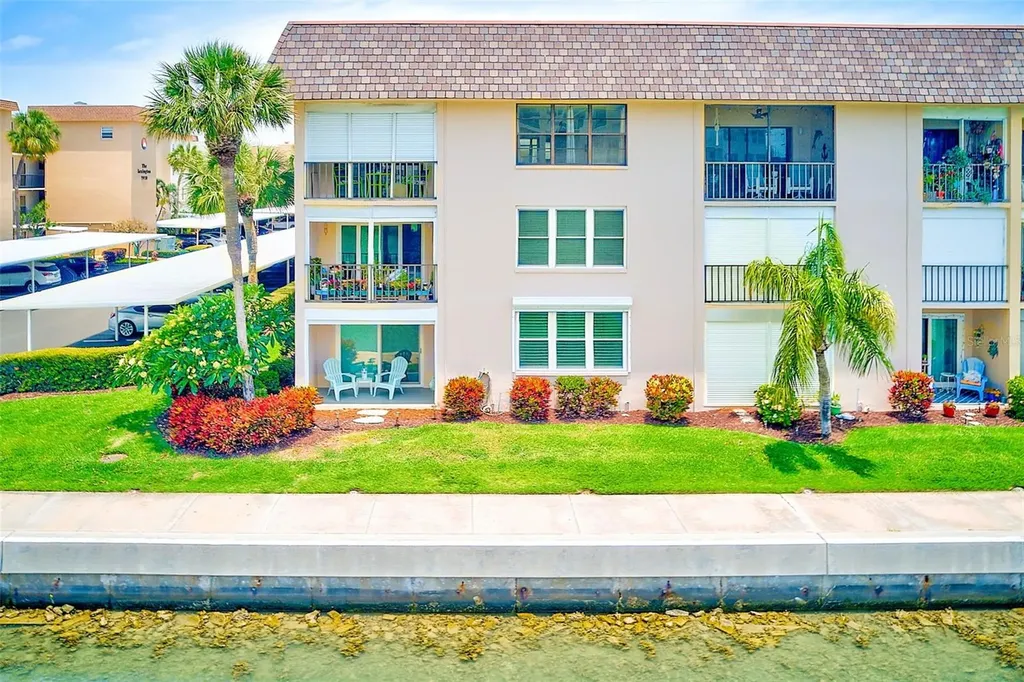 7930 Sun Island Drive S South Pasadena FL 33707