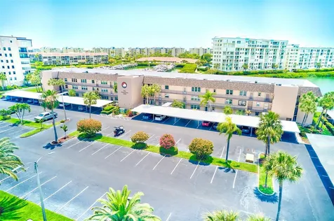 7930 Sun Island Drive S South Pasadena FL 33707