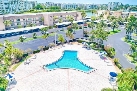 7930 Sun Island Drive S South Pasadena FL 33707