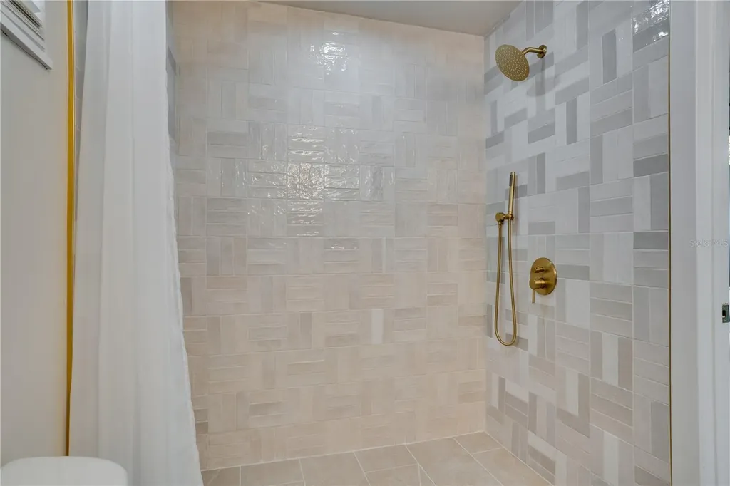 4545 25th Avenue N St Petersburg FL 33713