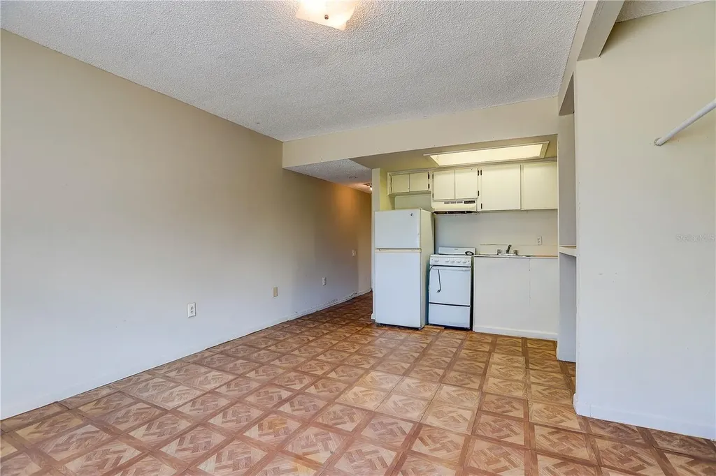 1262 E 113th Avenue Tampa FL 33612