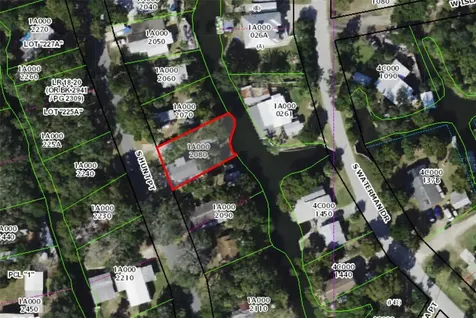 2215 S Hunt Point Crystal River FL 34429