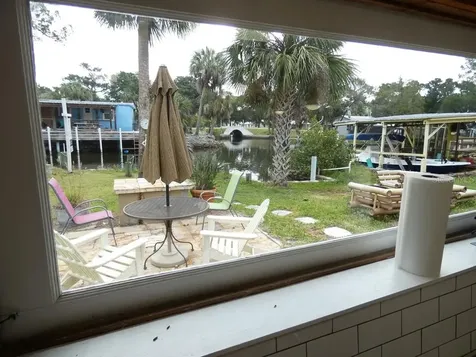 2215 S Hunt Point Crystal River FL 34429