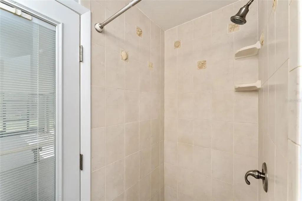 6103 NW 52nd Terrace Gainesville FL 32653