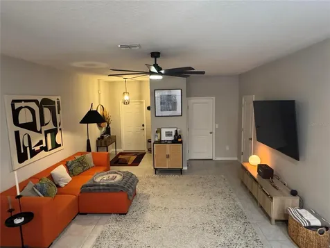 9640 Pembrooke Pines Drive Sun City Center FL 33573