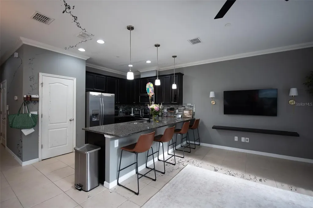 880 Taramundi Drive Oviedo FL 32765