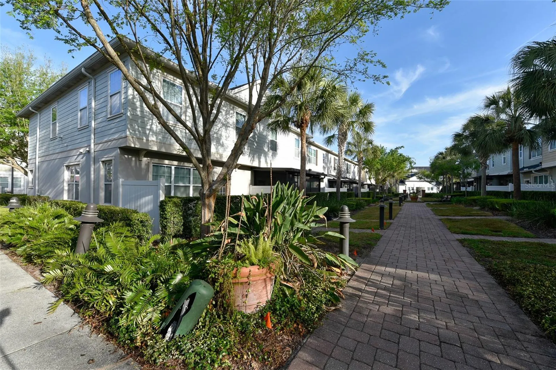 880 Taramundi Drive Oviedo FL 32765
